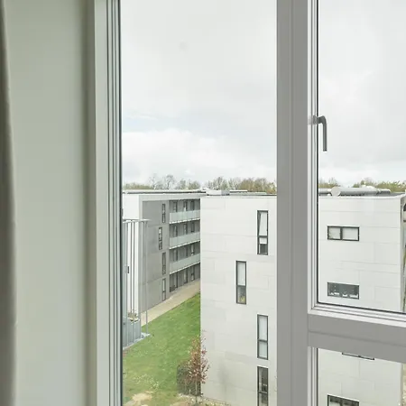 Quality 1-bed W Balcony * 欧登塞